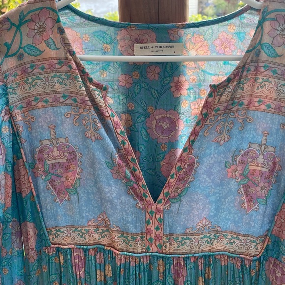 Spell and the gypsy dress - Picture 3 of 9